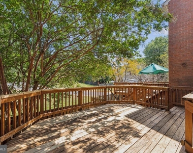 2917 Village Spring Lane - Photo Thumbnail 32