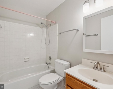 2917 Village Spring Lane - Photo Thumbnail 17