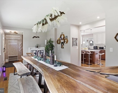 2432 Rockbridge Street - Photo Thumbnail 13