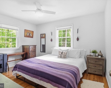 2432 Rockbridge Street - Photo Thumbnail 19