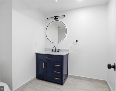 2432 Rockbridge Street - Photo Thumbnail 24