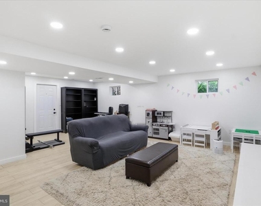 2432 Rockbridge Street - Photo Thumbnail 27