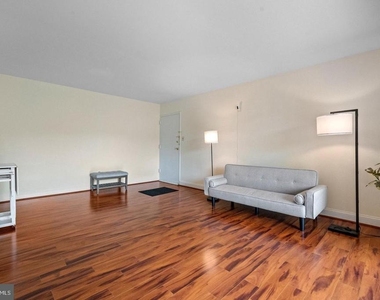 7984 Audubon Avenue - Photo Thumbnail 5