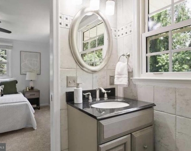 6224 Thornwood Drive - Photo Thumbnail 17
