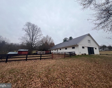 7112 Rock Hill Mill Road - Photo Thumbnail 5