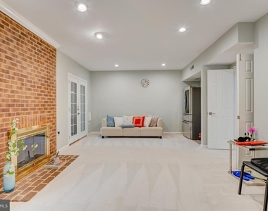 10219 Aspen Willow Drive - Photo Thumbnail 22