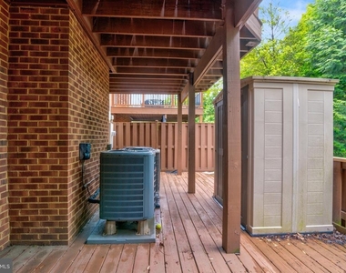 10219 Aspen Willow Drive - Photo Thumbnail 25