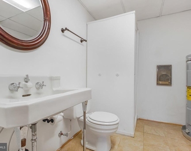 408 Deerwood Drive - Photo Thumbnail 21