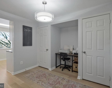 1417 Oronoco Street - Photo Thumbnail 7
