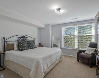 1417 Oronoco Street - Photo Thumbnail 16