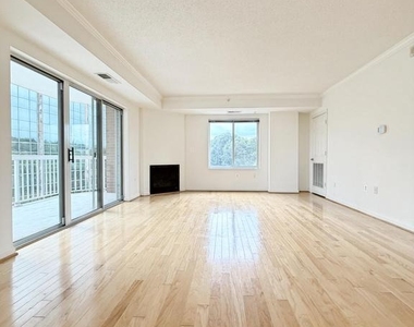 3101 N Hampton Drive - Photo Thumbnail 6