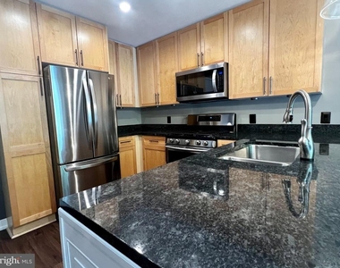 820 N Pollard Street - Photo Thumbnail 1