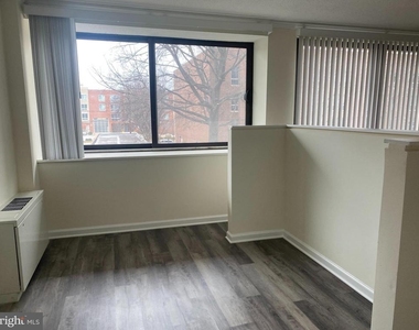 4141 N Henderson Road N - Photo Thumbnail 17