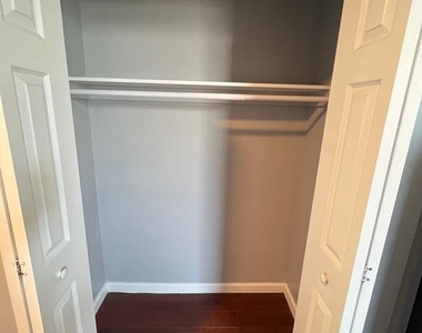 631 N 11th Street - Photo Thumbnail 8