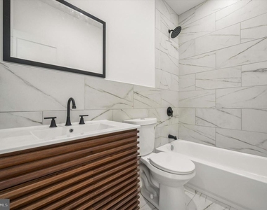 1645 N Marshall Street - Photo Thumbnail 10