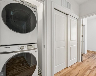 1645 N Marshall Street - Photo Thumbnail 11