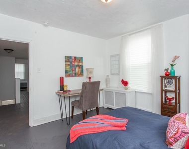 1806 Manton Street - Photo Thumbnail 8