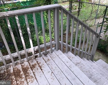 742 S 53rd Street - Photo Thumbnail 6