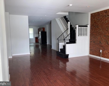 742 S 53rd Street - Photo Thumbnail 18