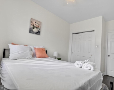 3138 W Allegheny Avenue - Photo Thumbnail 14