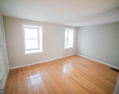 1107 N 3rd Street - Photo Thumbnail 8