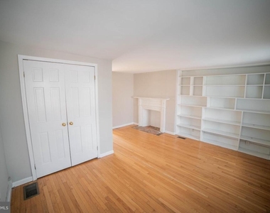 1107 N 3rd Street - Photo Thumbnail 10