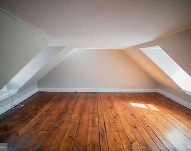 1107 N 3rd Street - Photo Thumbnail 15