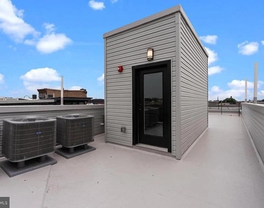 2146 N Front Street - Photo Thumbnail 15