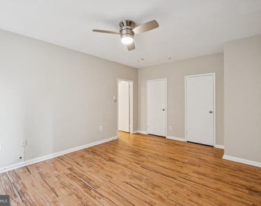 135 S 19th Street - Photo Thumbnail 4