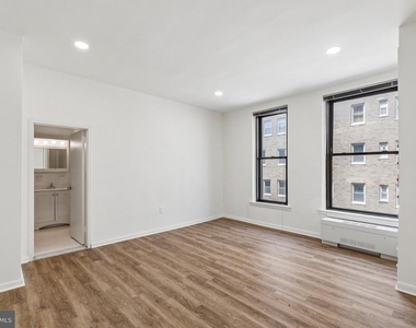 135 S 19th Street - Photo Thumbnail 9