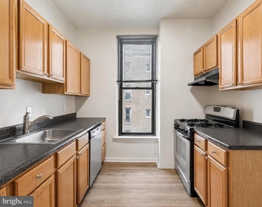 135 S 19th Street - Photo Thumbnail 7
