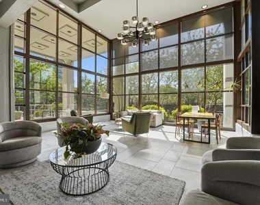 2429 Locust Street - Photo Thumbnail 27