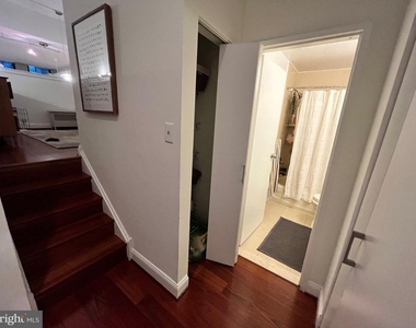 2429 Locust Street - Photo Thumbnail 19