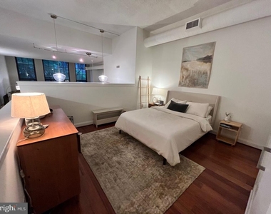 2429 Locust Street - Photo Thumbnail 20