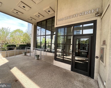 2429 Locust Street - Photo Thumbnail 26