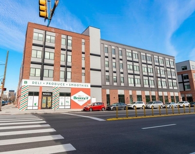 2235 Washington Avenue - Photo Thumbnail 11