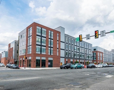 2235 Washington Avenue - Photo Thumbnail 13