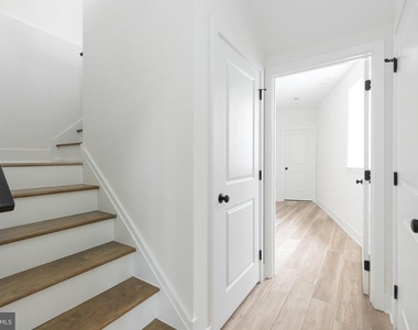 1255 N 23rd Street - Photo Thumbnail 15