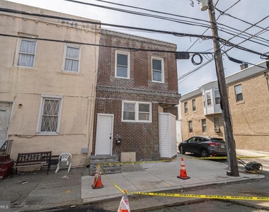 2410 Wharton Street - Photo Thumbnail 4