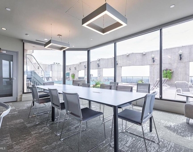 2020 Walnut Street - Photo Thumbnail 6