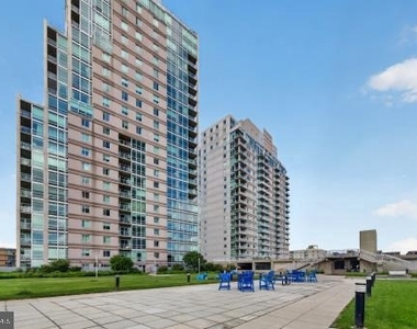 901 N Penn Street - Photo Thumbnail 1