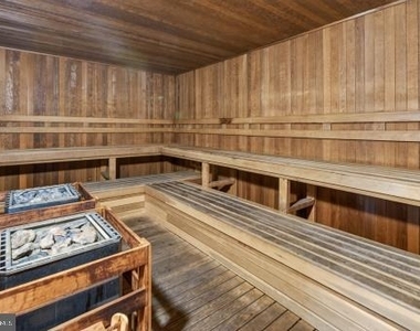 901 N Penn Street - Photo Thumbnail 5