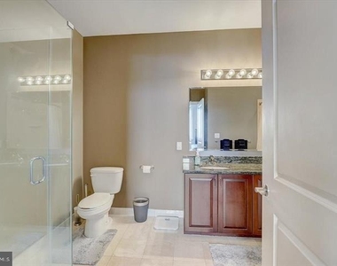 901 N Penn Street - Photo Thumbnail 13