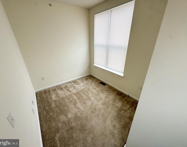 1327 S 27th Street - Photo Thumbnail 17