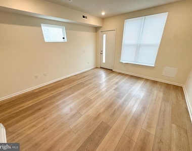 1327 S 27th Street - Photo Thumbnail 11