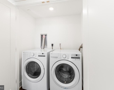 7037 Ridge Avenue - Photo Thumbnail 10