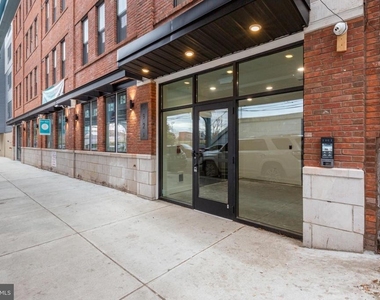 1924 N Front Street - Photo Thumbnail 29
