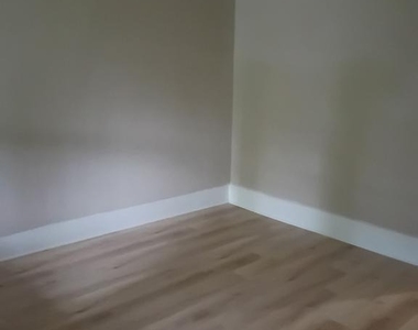 7044 Chew Avenue - Photo Thumbnail 2