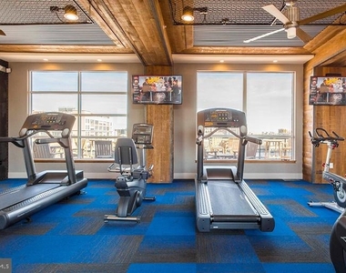 2121 Market Street - Photo Thumbnail 17