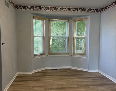 4101 Rolling Meadow Lane - Photo Thumbnail 7